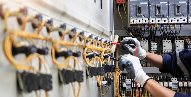 Professional Electrician technician working in Grand Forks, ND